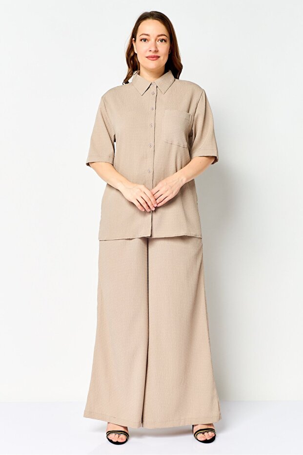 Women 2 Pieces Pointed Collar Short Sleeve Textured Shirt And Palazzo Pants Set, Medium Grey