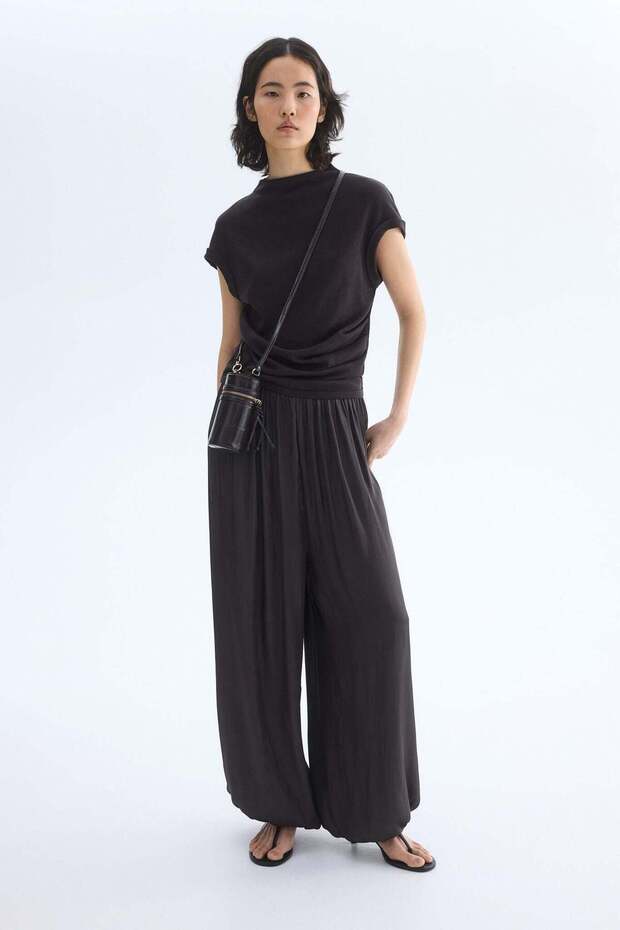 Draped fine-knit top