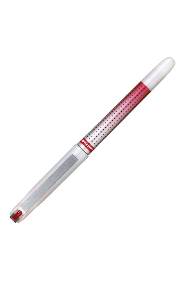 قلم ذو رأس إبرة (أحمر) من UNIBALL EYE NEEDLE (0.7)