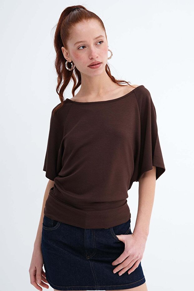 Kayık Yaka Basic T-Shirt P4533