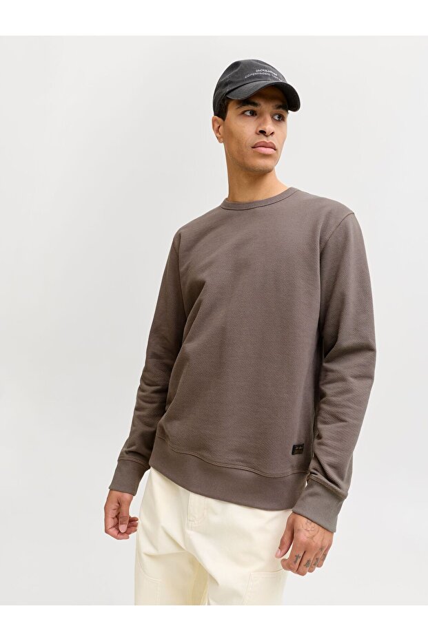 Sweatshirt Sweatshirt - 8
