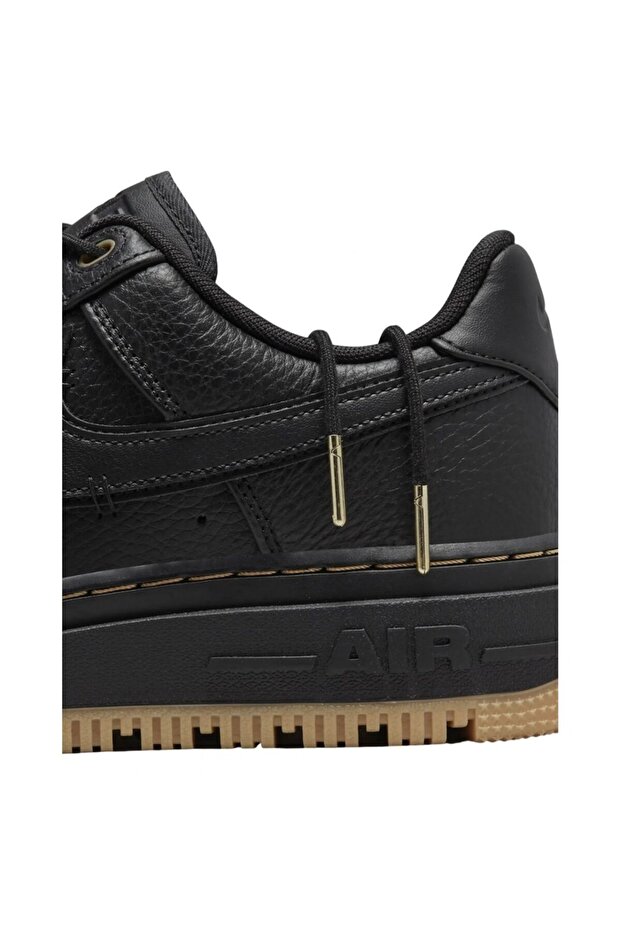 Air Force 1 Luxe - 8