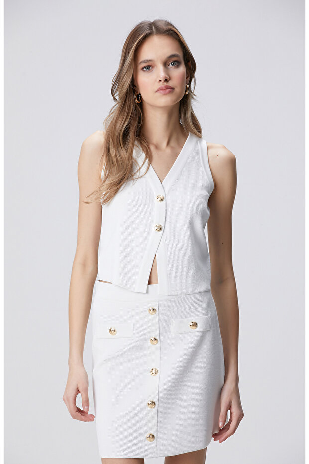 Kırık Beyaz Triko Yelek - 1