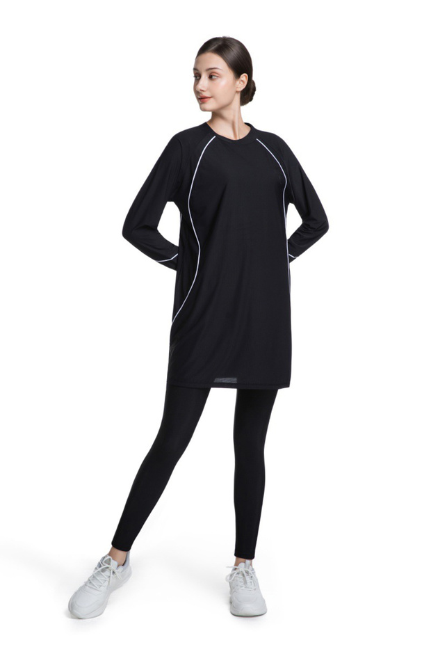 Modest Workout Top Women – Long Sleeve Loose Fit Tunic, Full Coverage (Black)