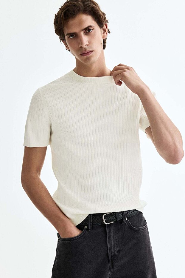 Slim Fit Knitted T-shirt