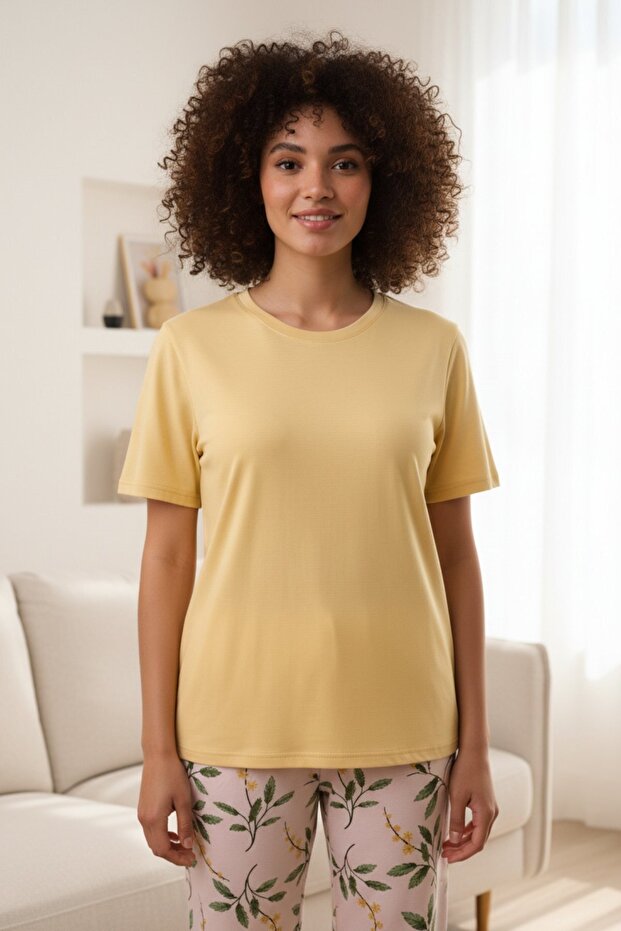 Women's Short Sleeve Stretch Fabric Pajama Set Yellow