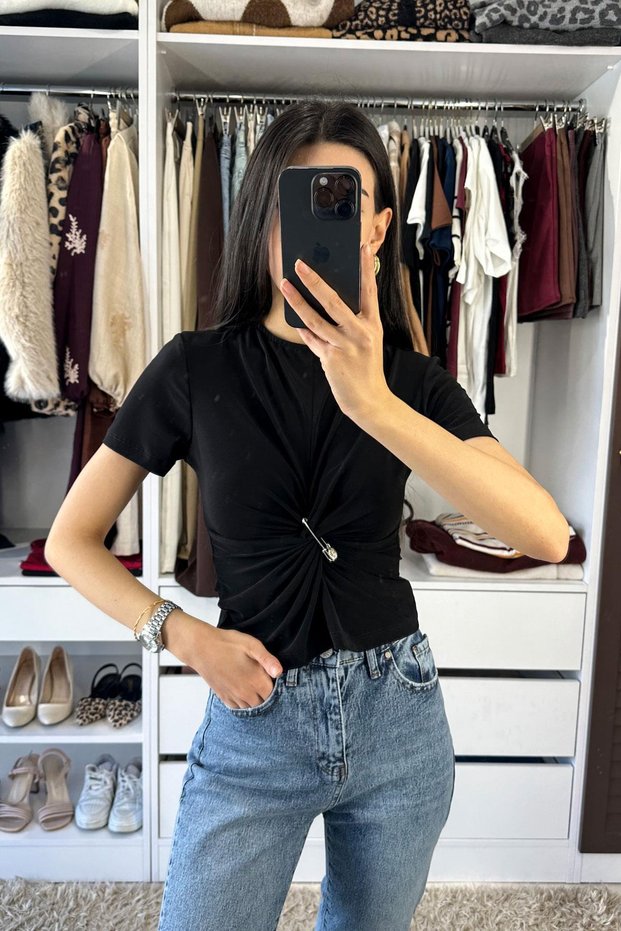 Ruched Blouse with Hook Detail - Black Black