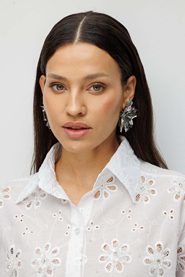 Çiçek İşlemeli Pamuklu Gömlek - 4