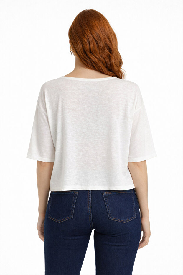 بلوزة أساسية فضفاضة بأكمام خفاشية بيضاء - 2