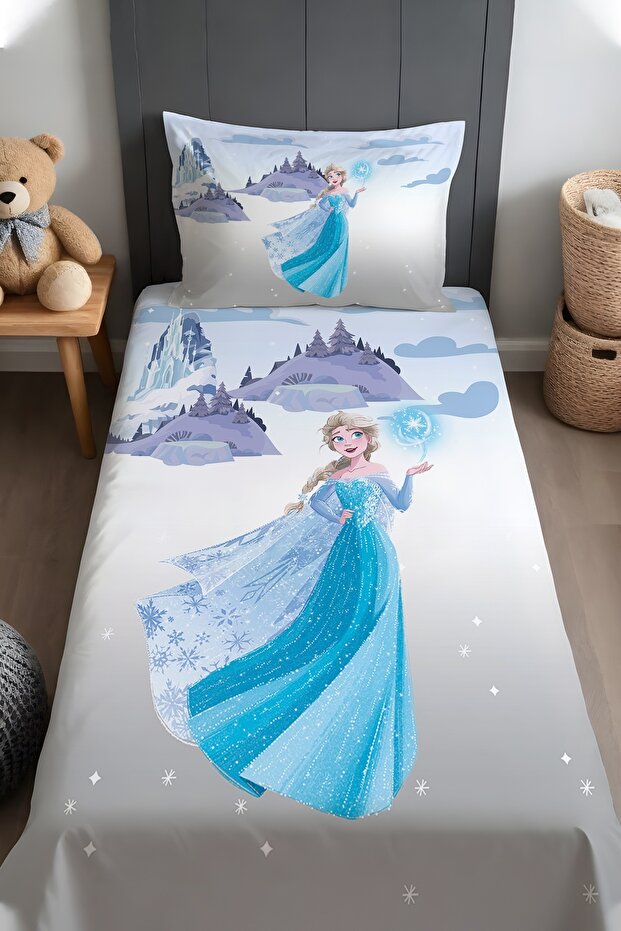 Frozen Dream Patterned Bedspread and Pillowcase