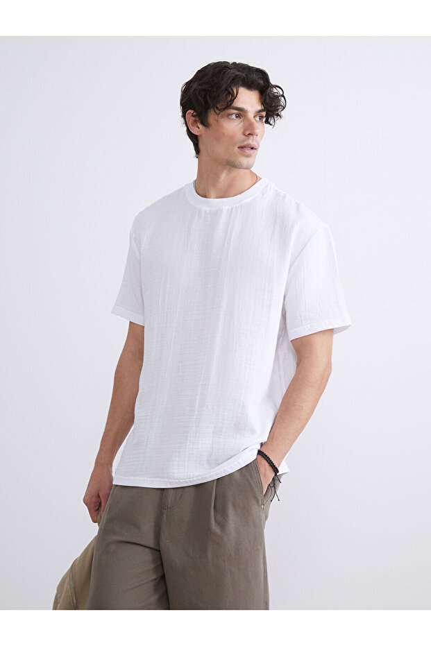 Nevavm Oval Collar Muslin Men's T-Shirt with a Difference