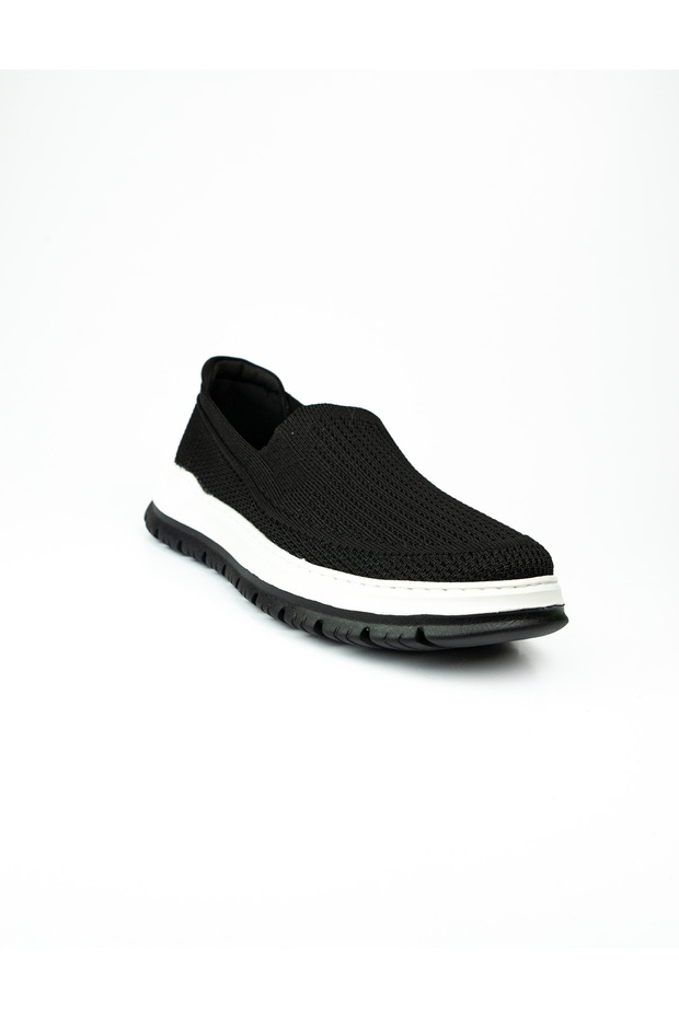 1330 Kingston Black Men's Walking Shoes