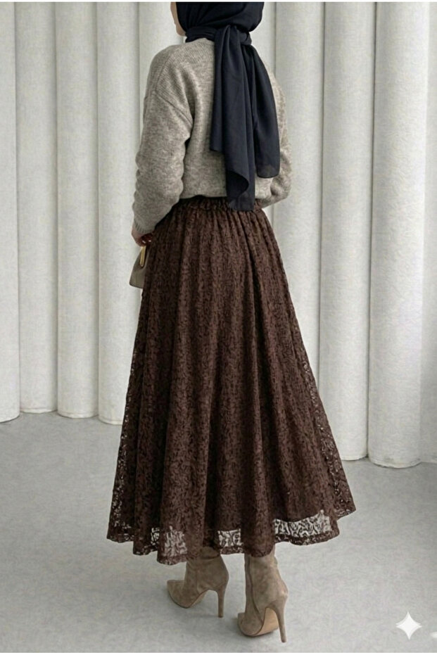 Astarlı Uzun Dantelli Etek - 2