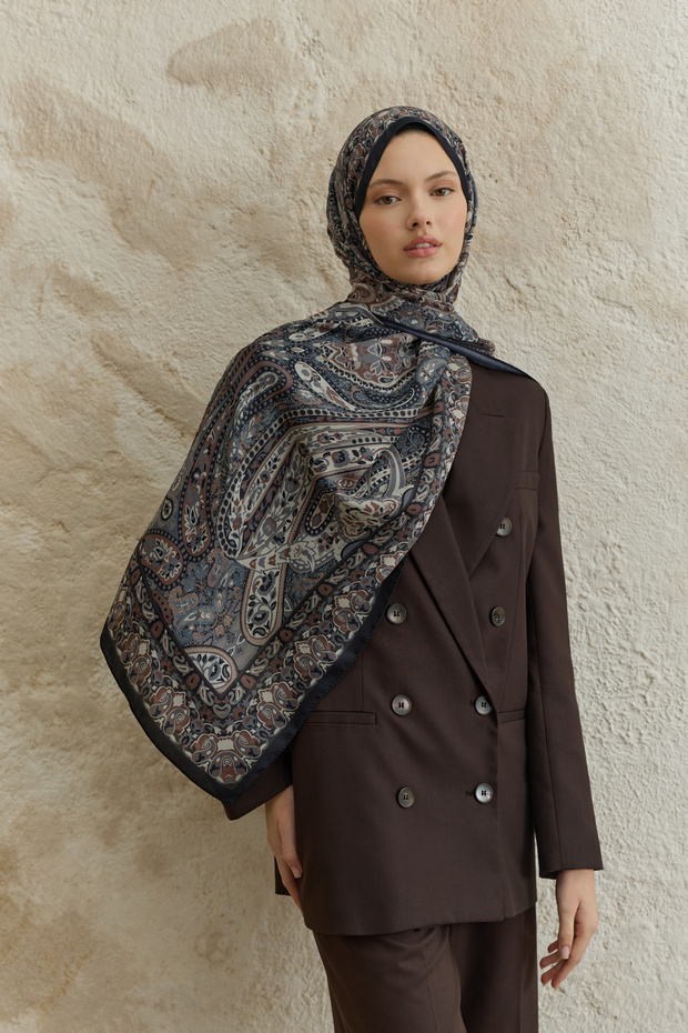 Cupra Prive Patterned Shawl Saga Brown