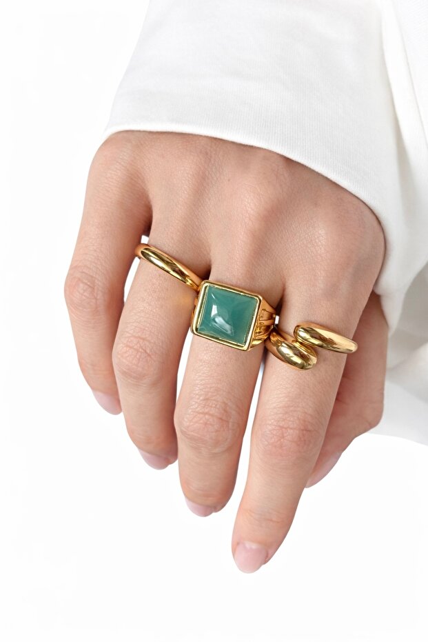 Emerald Gemstone Triple Ring Set - 2