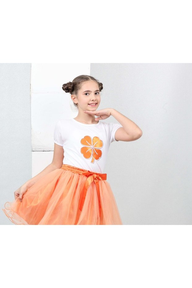 23Rd April Show Outfit - Girls' T-Shirt Orange Clover Patterned