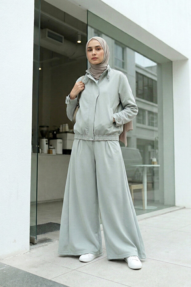 Jacketed Pleated Wide-Leg Pants Ocean Fabric Suit - Light Gray