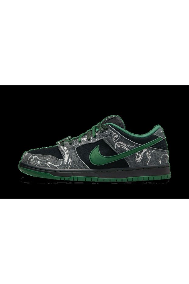 SB Dunk Low 'There Skateboards'