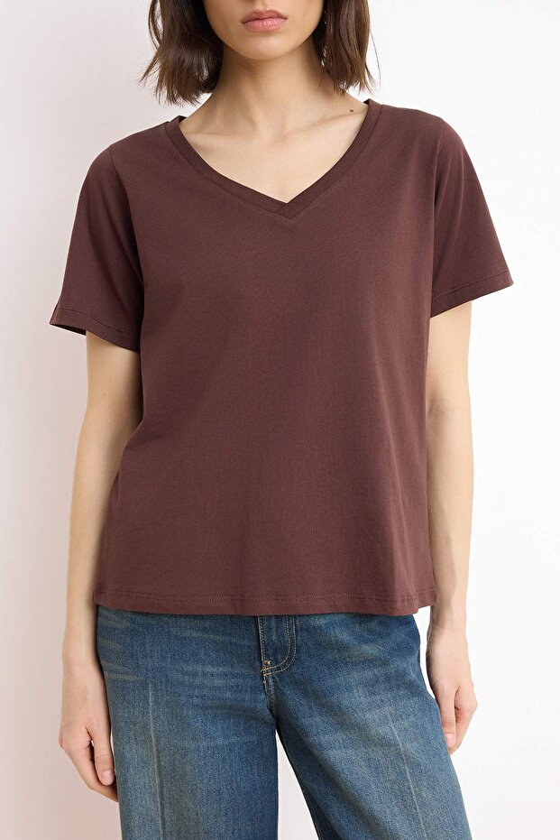 Ekru-Kahverengi %100 Pamuk 2'li Paket Regular Kalıp Basic V Yaka Örme T-Shirt TWOSS23TS00002 - 3