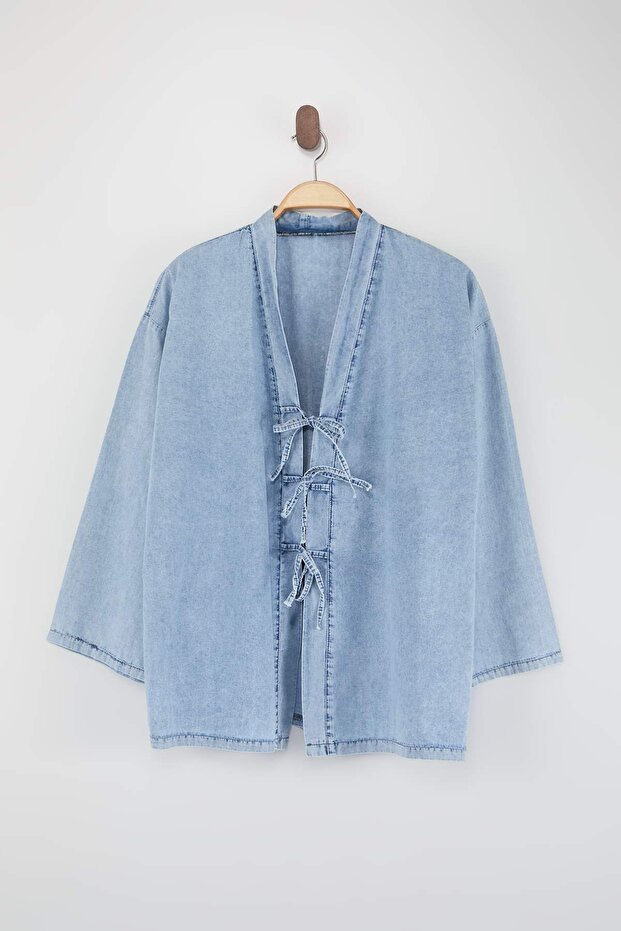Açık Mavi V Yaka Önü Bağlamalı Denim Gömlek TDRSS26GO00024 - 4
