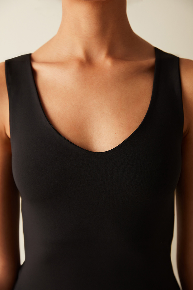 V-Neck Black Top - 4