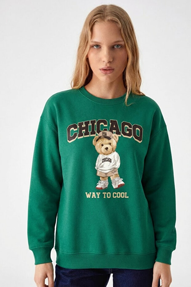 Women's Chiacago Bear Printed Green Sweatshirt