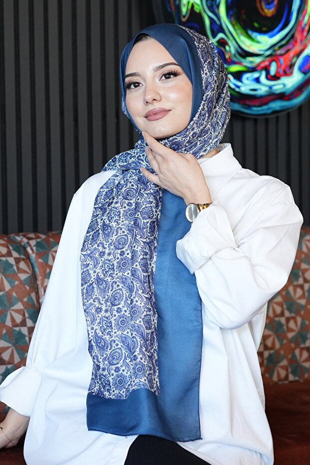 شال قطني ناعم باللون الفيروزي بنقشة الزهور - 3