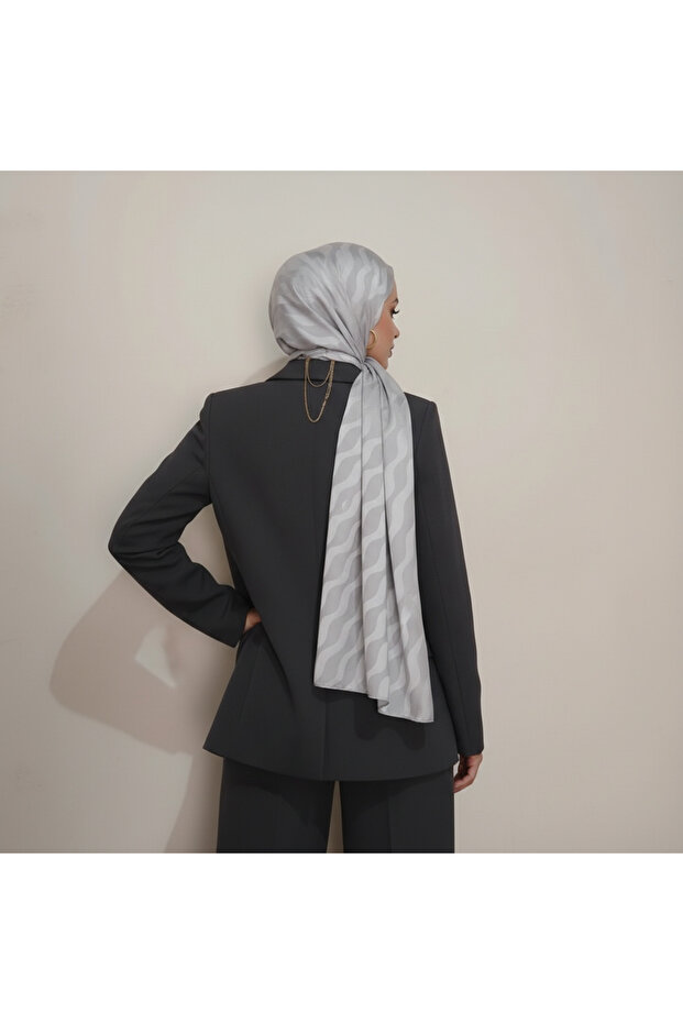Wavy Gray Jacquard Shawl - 7