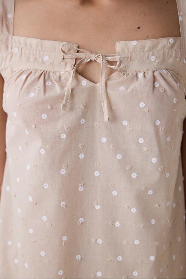 Lucy Bej Gecelik - 4