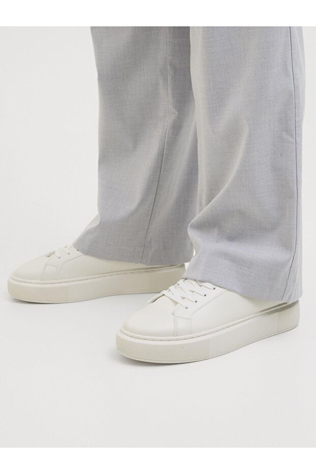 Sneaker Sneaker