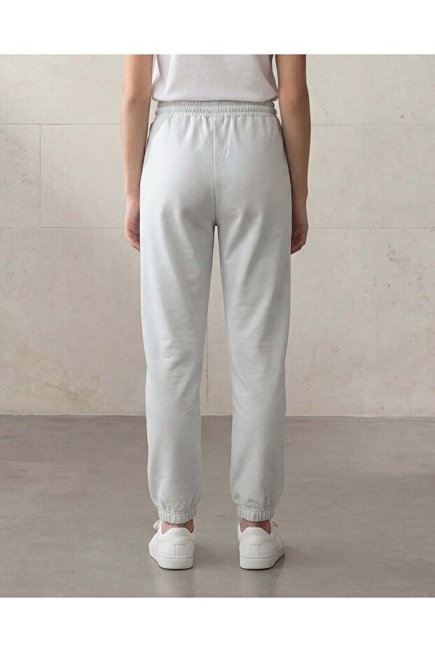 بنطلون رياضي أساسي بلون النعناع للبنات الكبيرات - 2