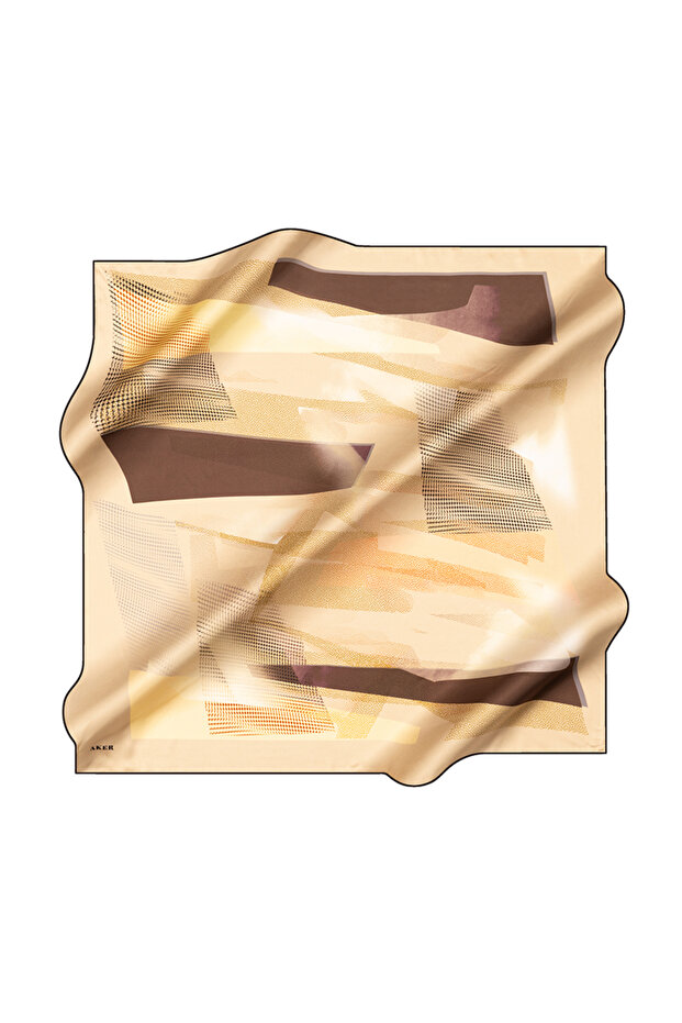 وشاح من الساتان الحريري باللون البيج الداكن مقاس 90X90
