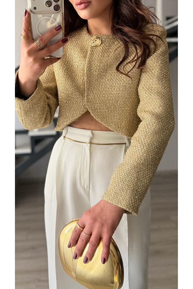 سترة بأزرار ذهبية مع خيوط معدنية - 2