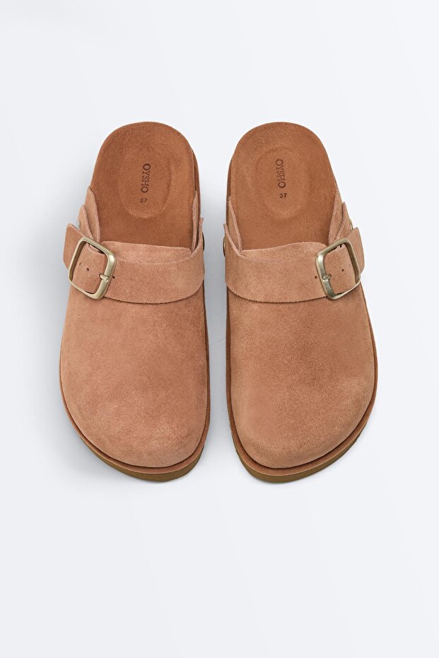 Buckled split-leather mules - 3