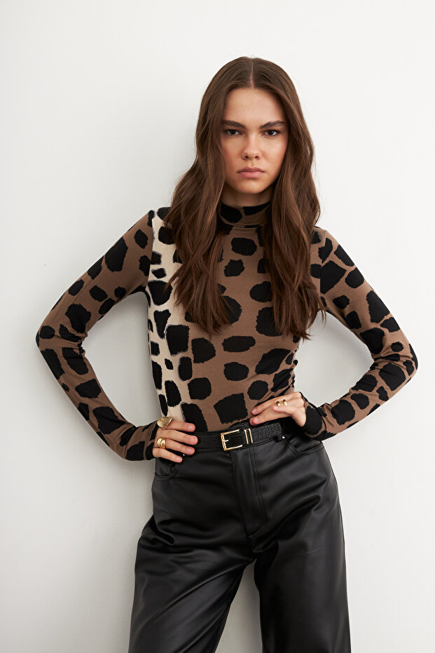 Women's Coffee Stone Patterned Body Suit with Finger Detail