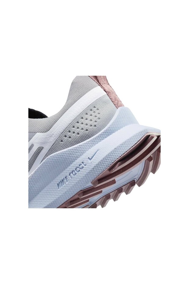 React Pegasus Trail 4 - 4