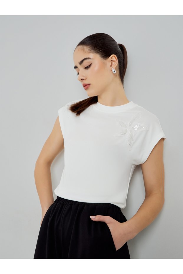 White Floral Embellished Short Sleeve T-Shirt