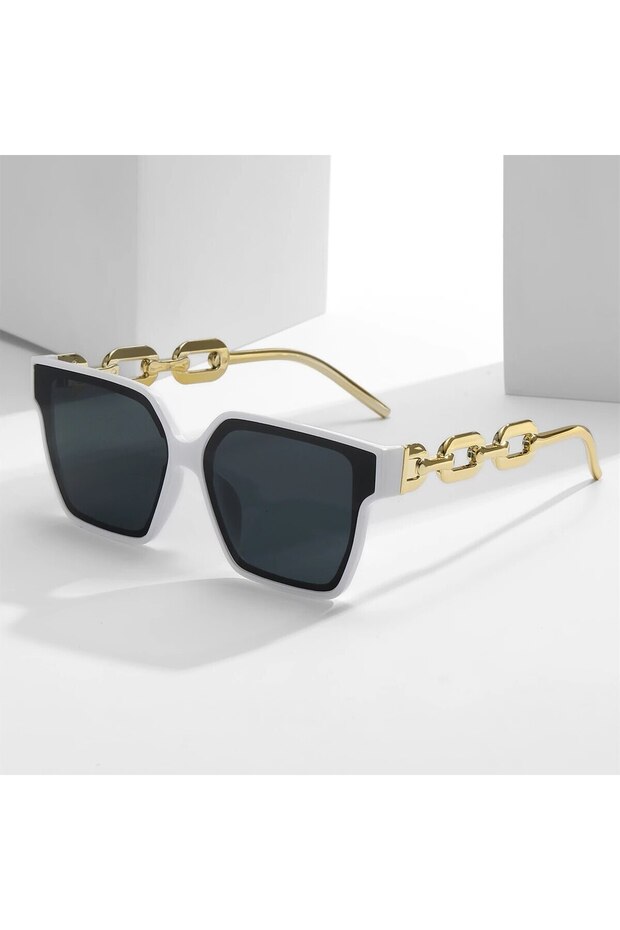 WHITE A Pair of PC Square Chain Sunglasses New NS Retro Sunglasses Personalized Sunglasses New Trend