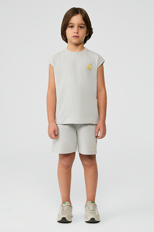 قميص داخلي رمادي للأولاد - 1