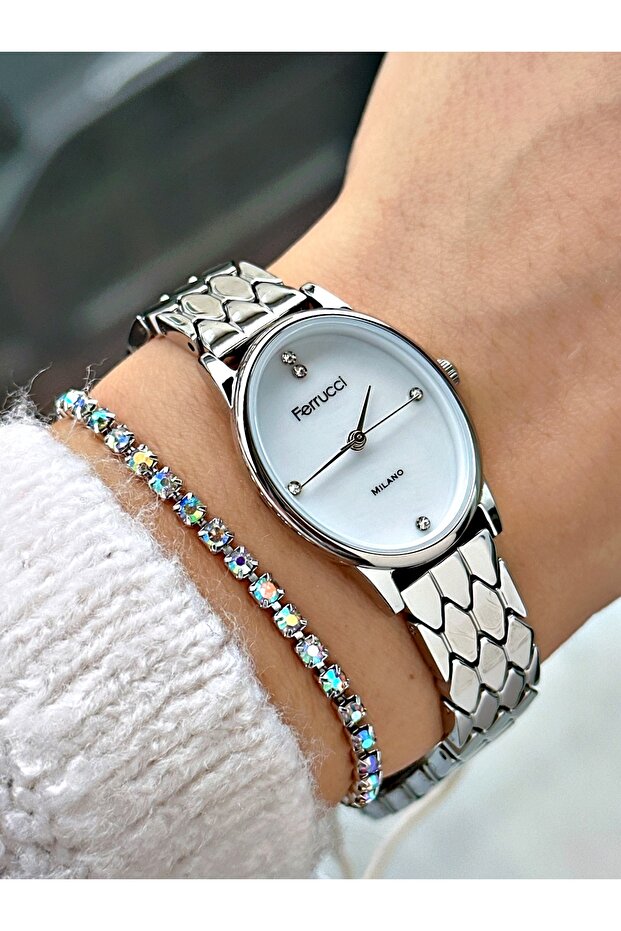 White Dial Stone Numbers Knitted Pattern Silver Metal Women's Wristwatch