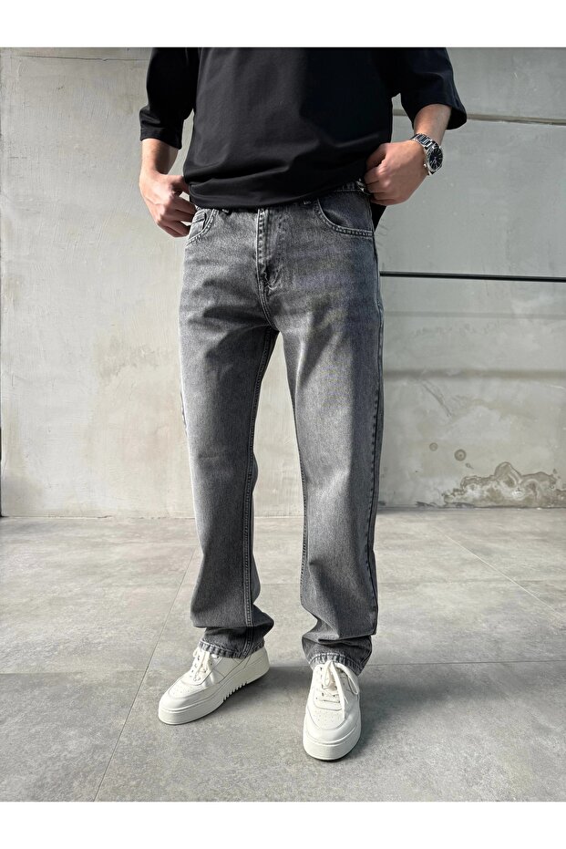 Men's Loose Fit Baggy Jeans