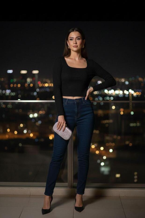 بلوزة قماشية مرنة 581448 باللون الأسود