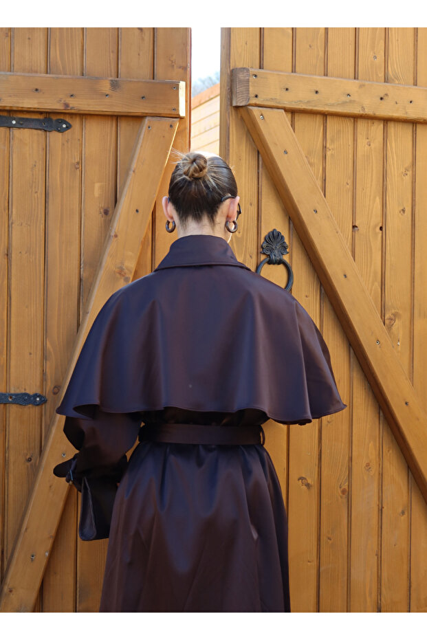 معطف واقٍ من الماء مع غطاء للرأس - 3