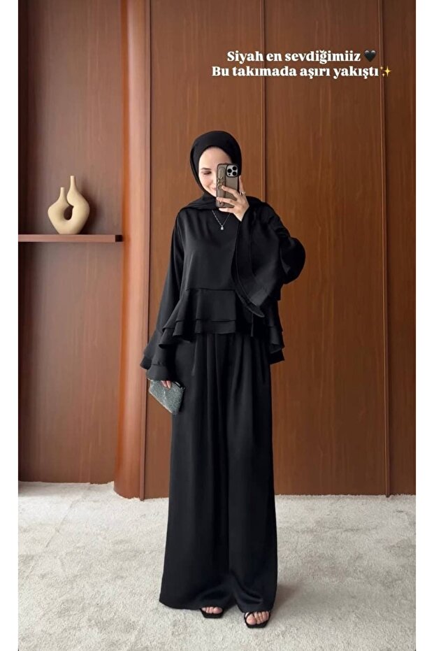 طقم ساتان بتفاصيل كرانيش