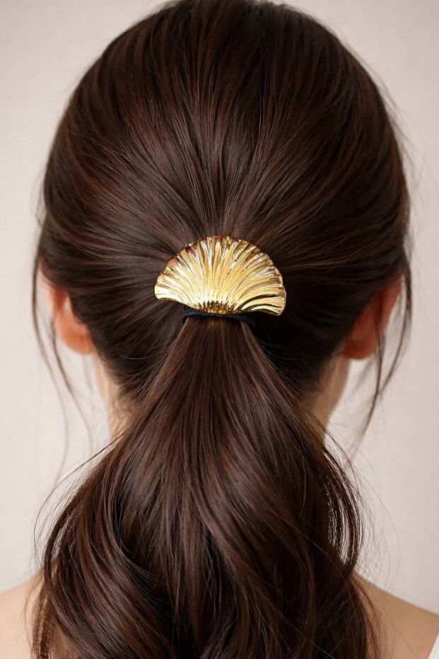 Gold Color Metal Rubber Buckle with Mussel Figure