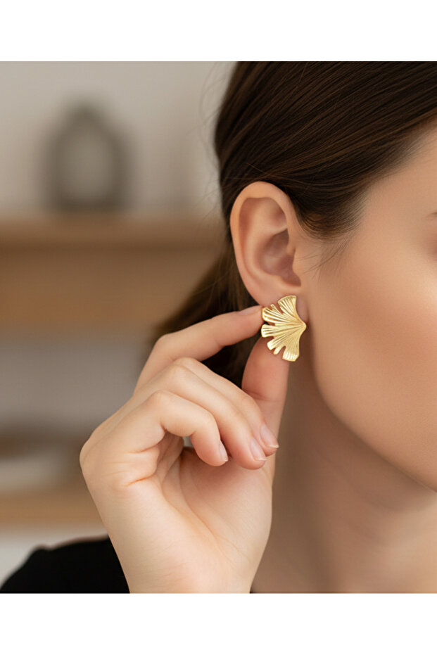 أقراط على شكل ورقة شجر مقطوعة إلى نصفين - 1