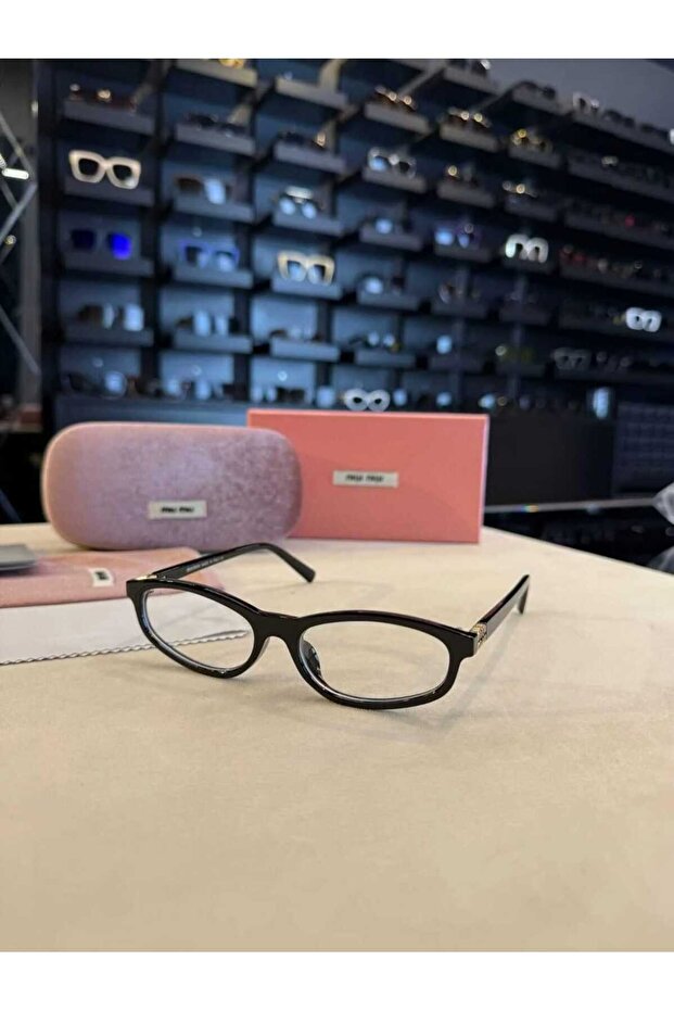 نموذج نحيف متوافق بصريًا مع تقنية الحماية من الضوء الأزرق - 3