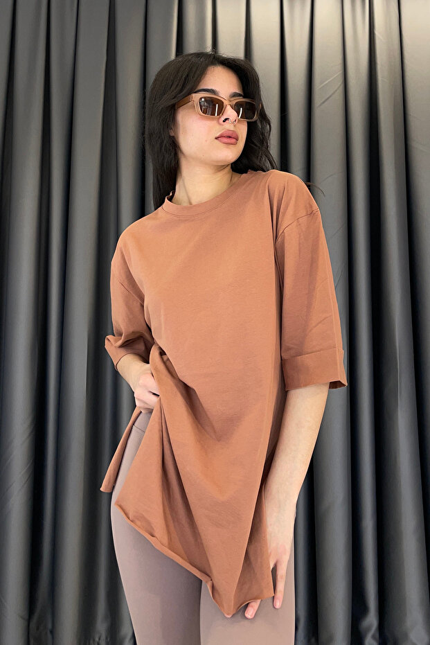 Basic T-Shirt - Camel Camel - 1