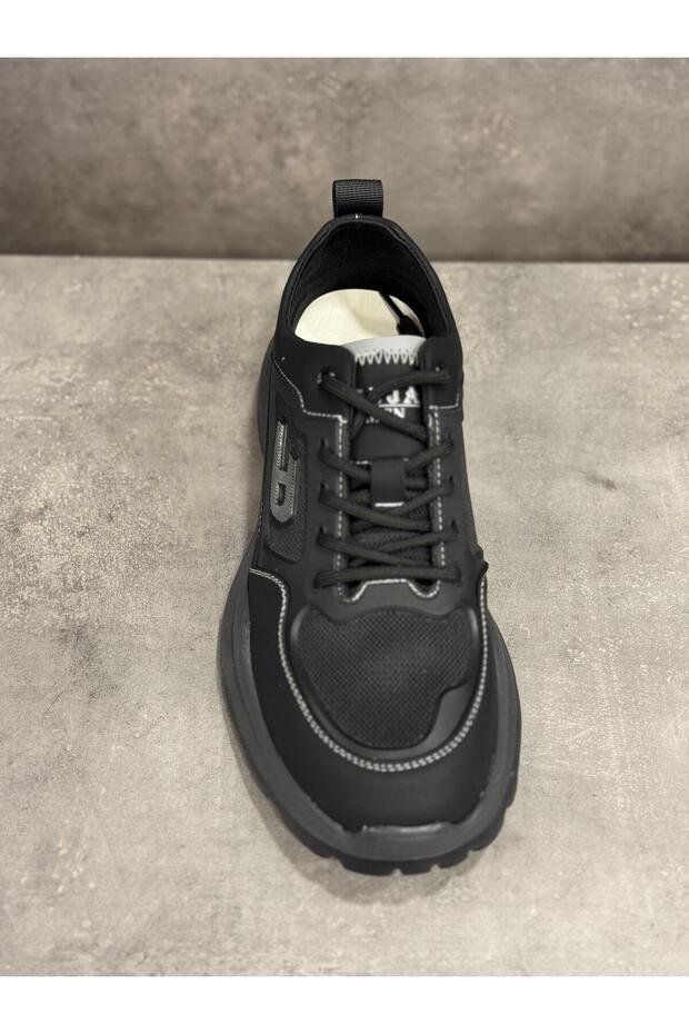 جلد حذاء رياضي من القماش - 2