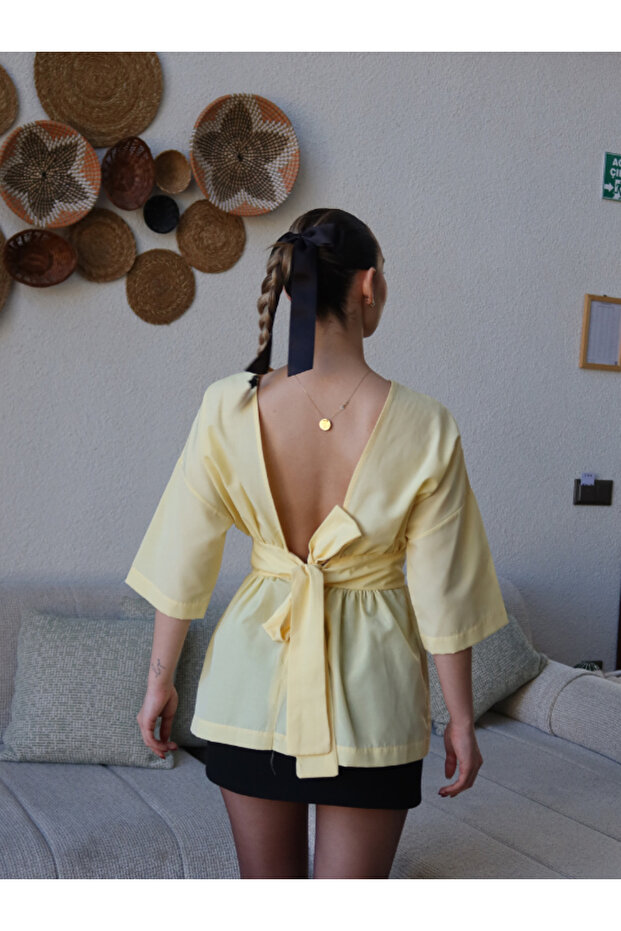 SIRT DEKOLTELİ GÖMLEK - 4